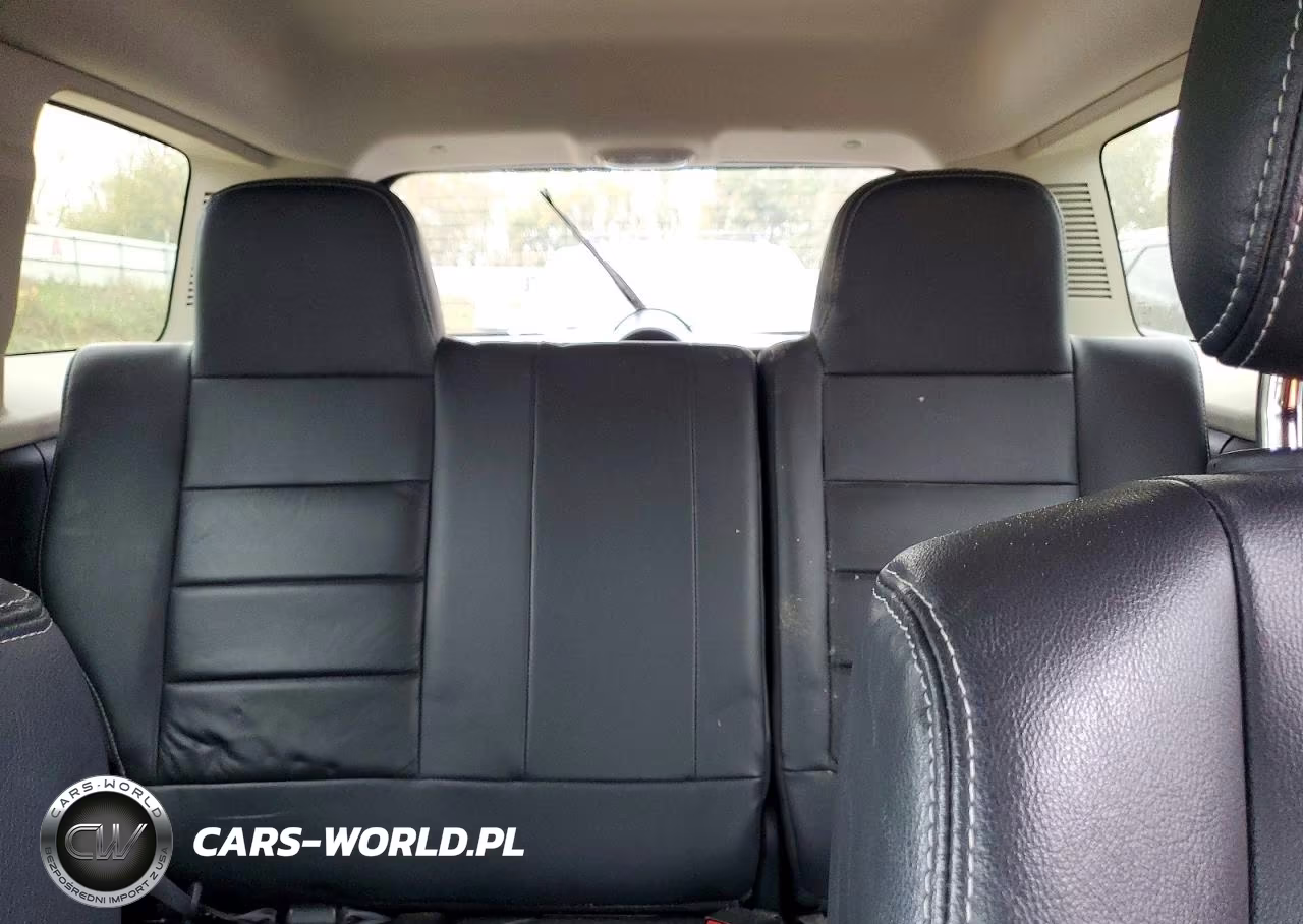 2016 Jeep Patriot Latitude VIN:1C4NJRFB3GD690362 - 10