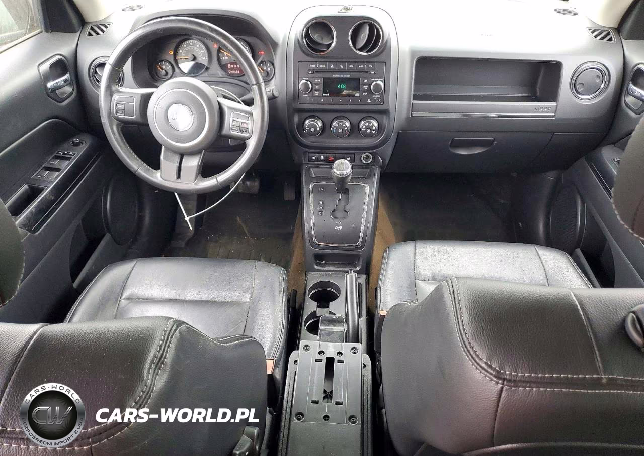 2016 Jeep Patriot Latitude VIN:1C4NJRFB3GD690362 - 8