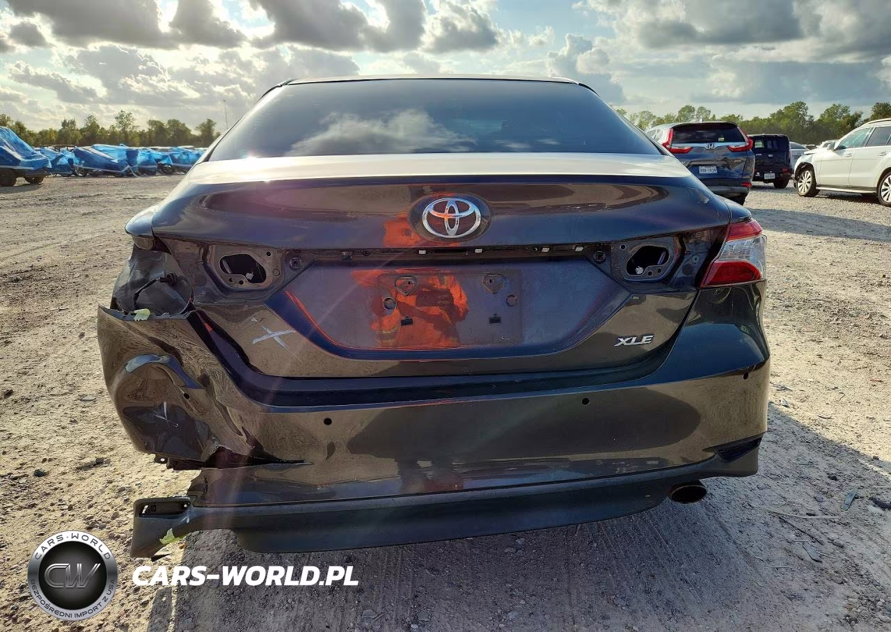 2018 Toyota Camry Xle VIN:4T1B11HK6JU117363 - 6