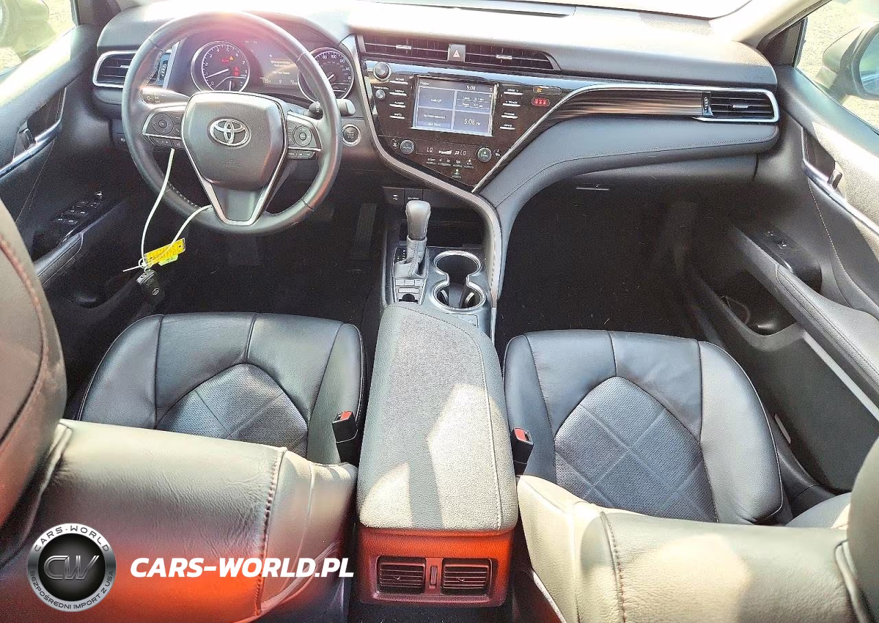 2018 Toyota Camry Xle VIN:4T1B11HK6JU117363 - 8