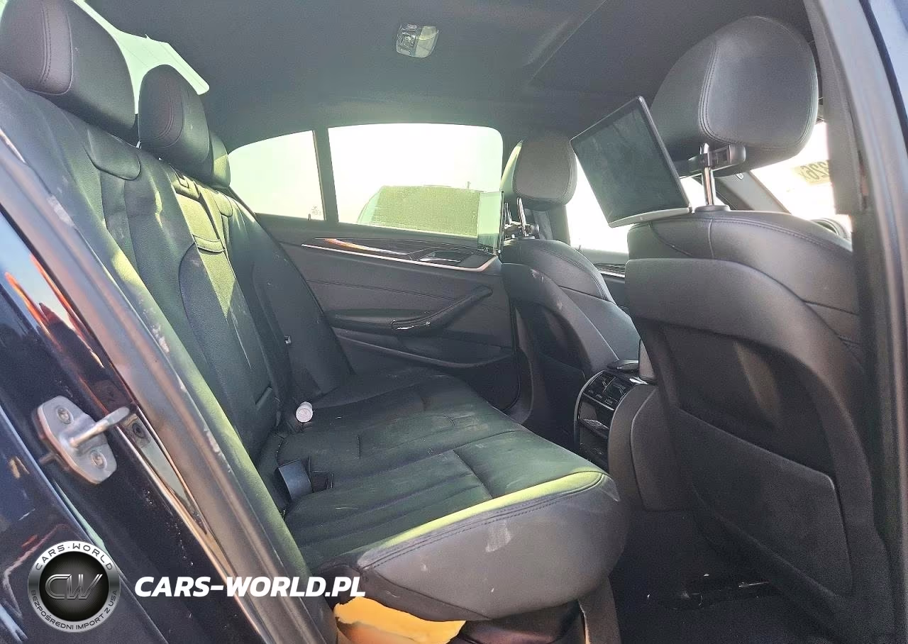 2019 BMW 530E VIN:WBAJA9C52KB254035 - 10