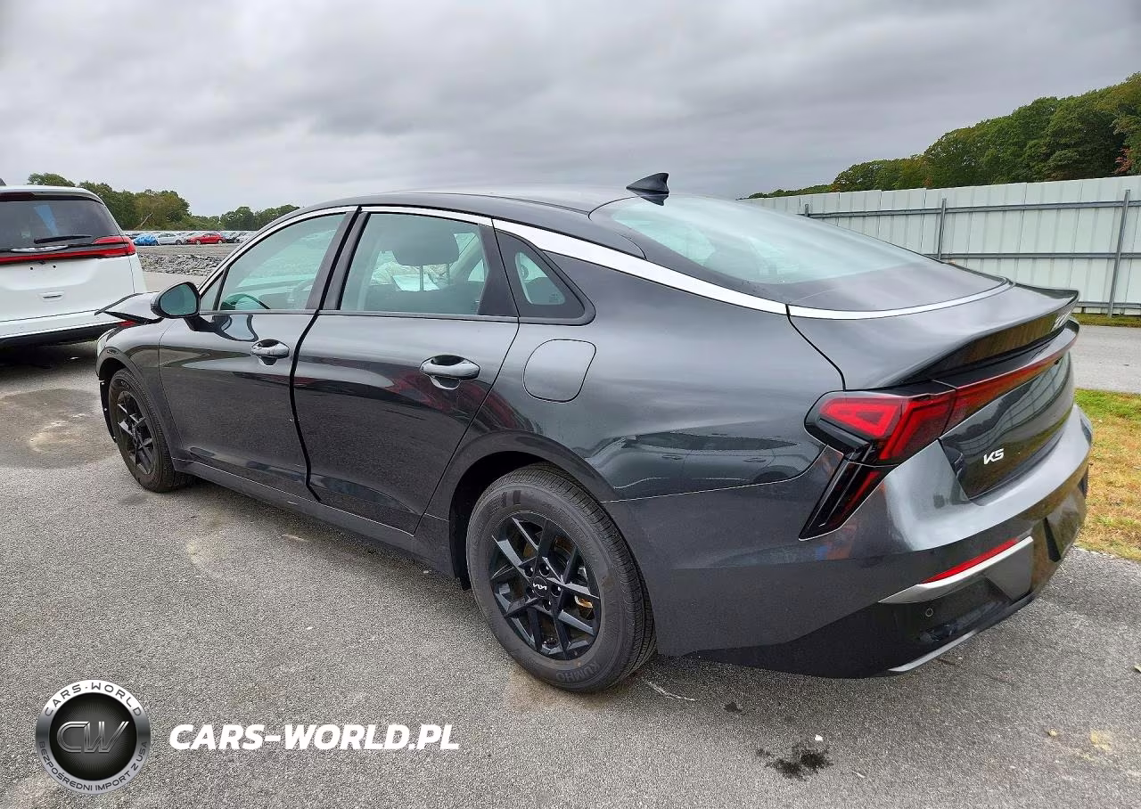 2026 Kia K5 Lxs VIN:KNAG24J74T5472556 - 2