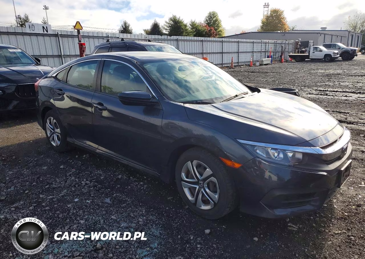 2017 Honda Civic Lx VIN:2HGFC2F5XHH532669 - 4
