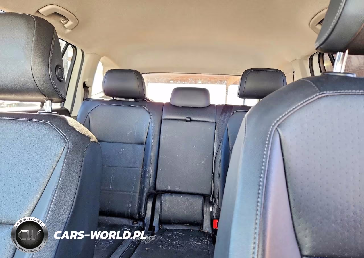 2020 Volkswagen Tiguan Se VIN:3VV3B7AX7LM119999 - 10