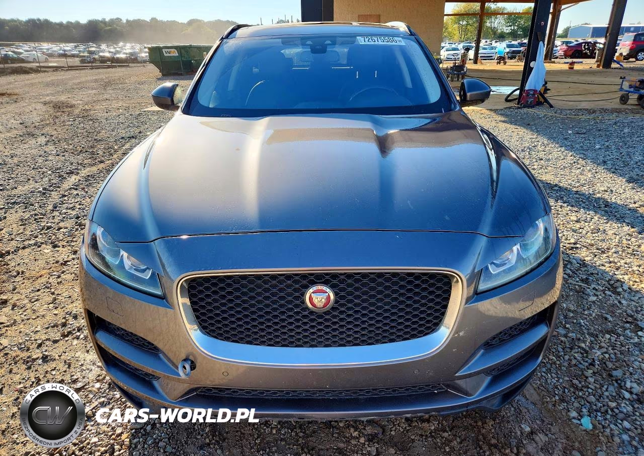 2018 Jaguar F-Pace Premium VIN:SADCJ2FN2JA256620 - 5