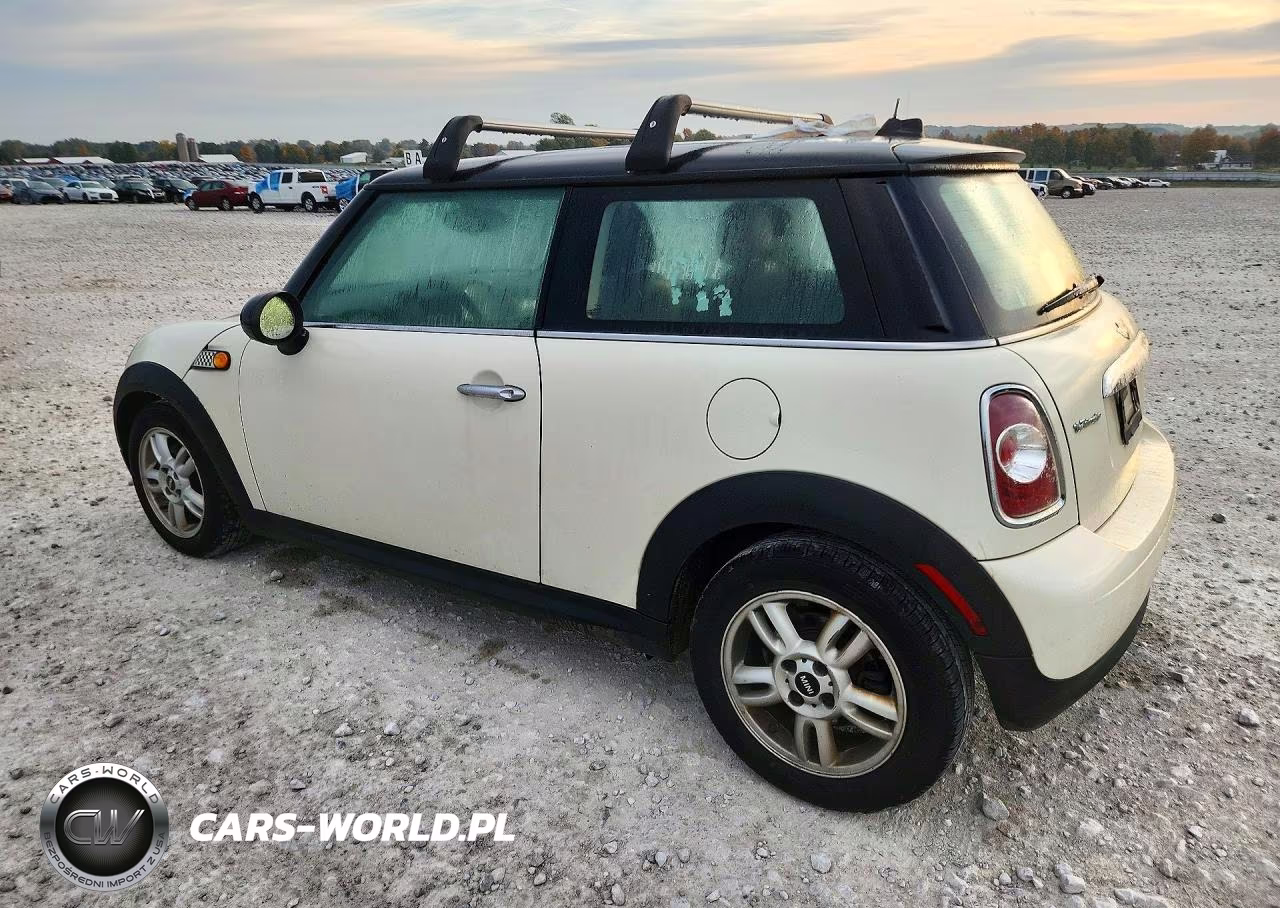 2013 Mini Cooper VIN:WMWSU3C59DT370547 - 2