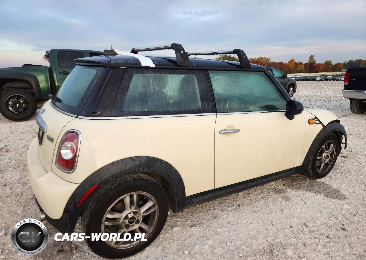 2013 Mini Cooper VIN:WMWSU3C59DT370547 - 3