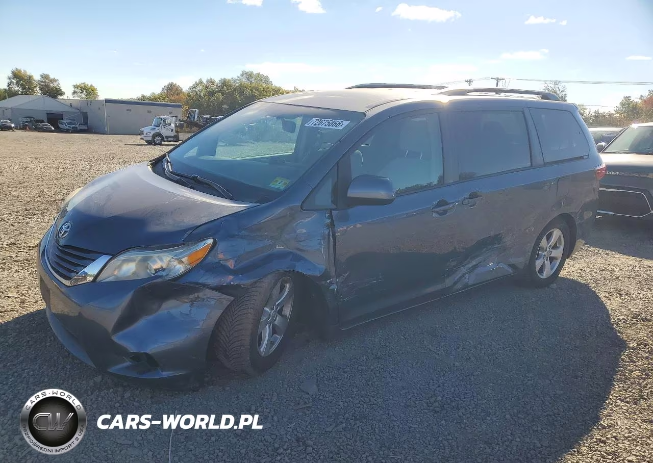 2017 Toyota Sienna Le