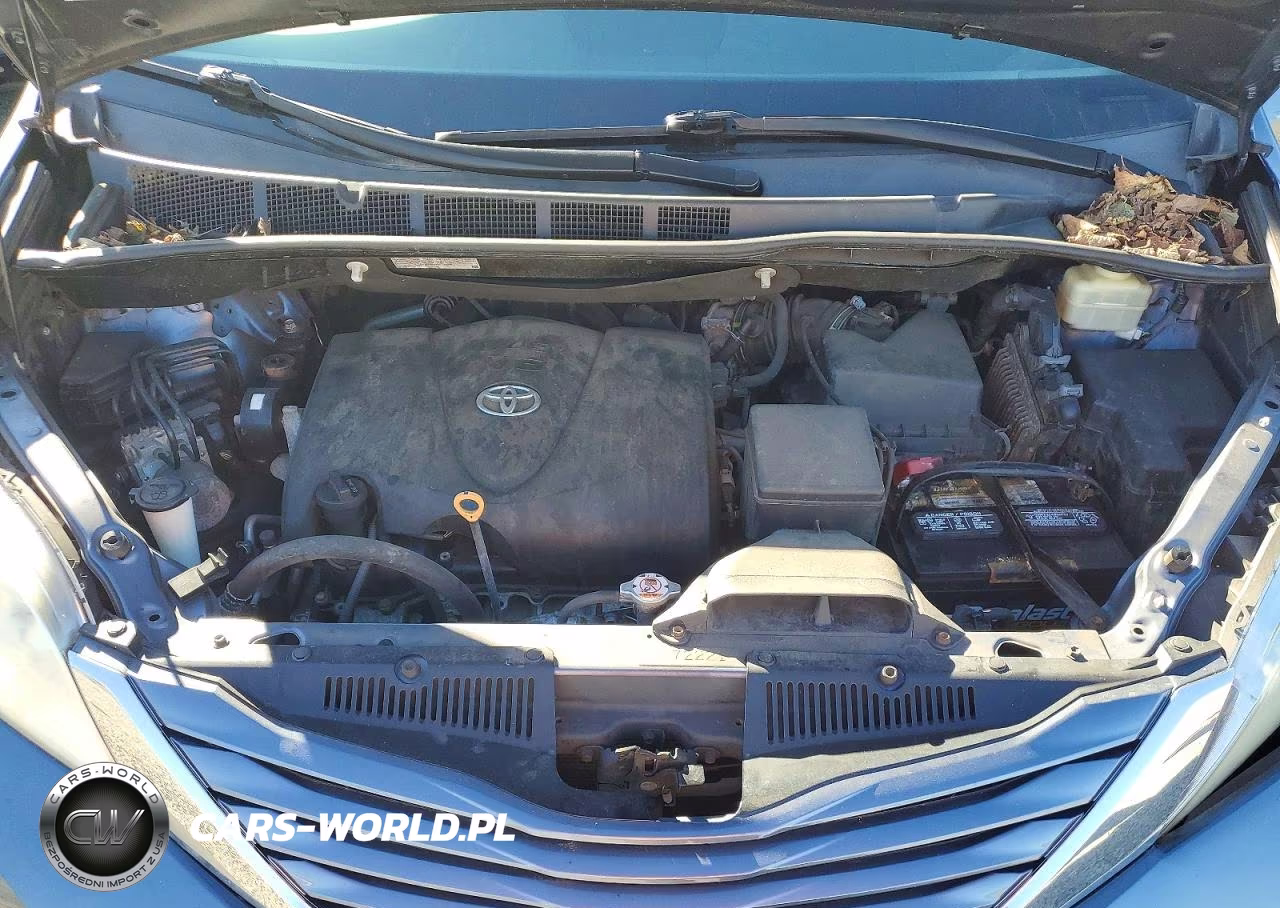 2017 Toyota Sienna Le VIN:5TDKZ3DC8HS819996 - 12