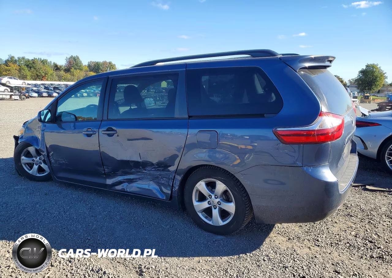 2017 Toyota Sienna Le VIN:5TDKZ3DC8HS819996 - 2