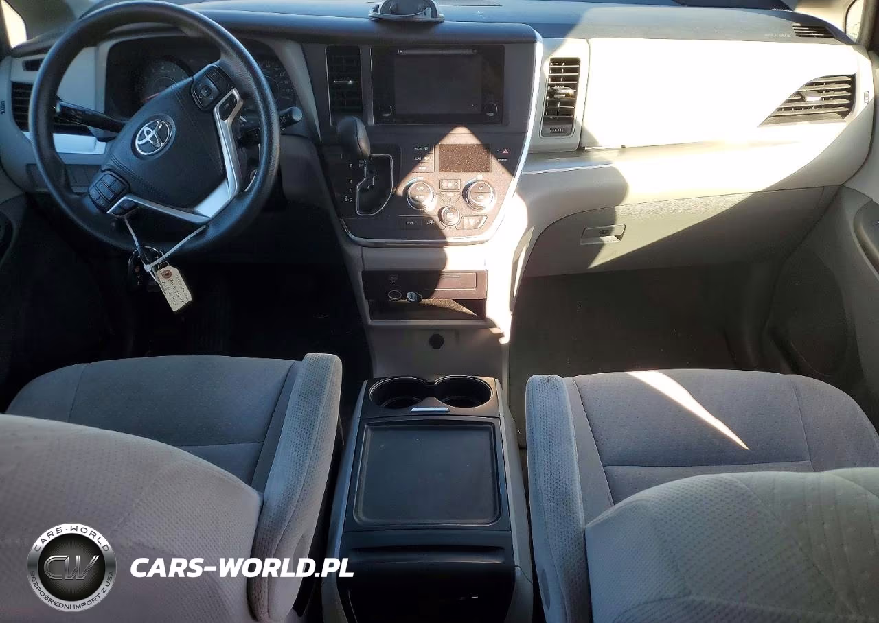 2017 Toyota Sienna Le VIN:5TDKZ3DC8HS819996 - 8
