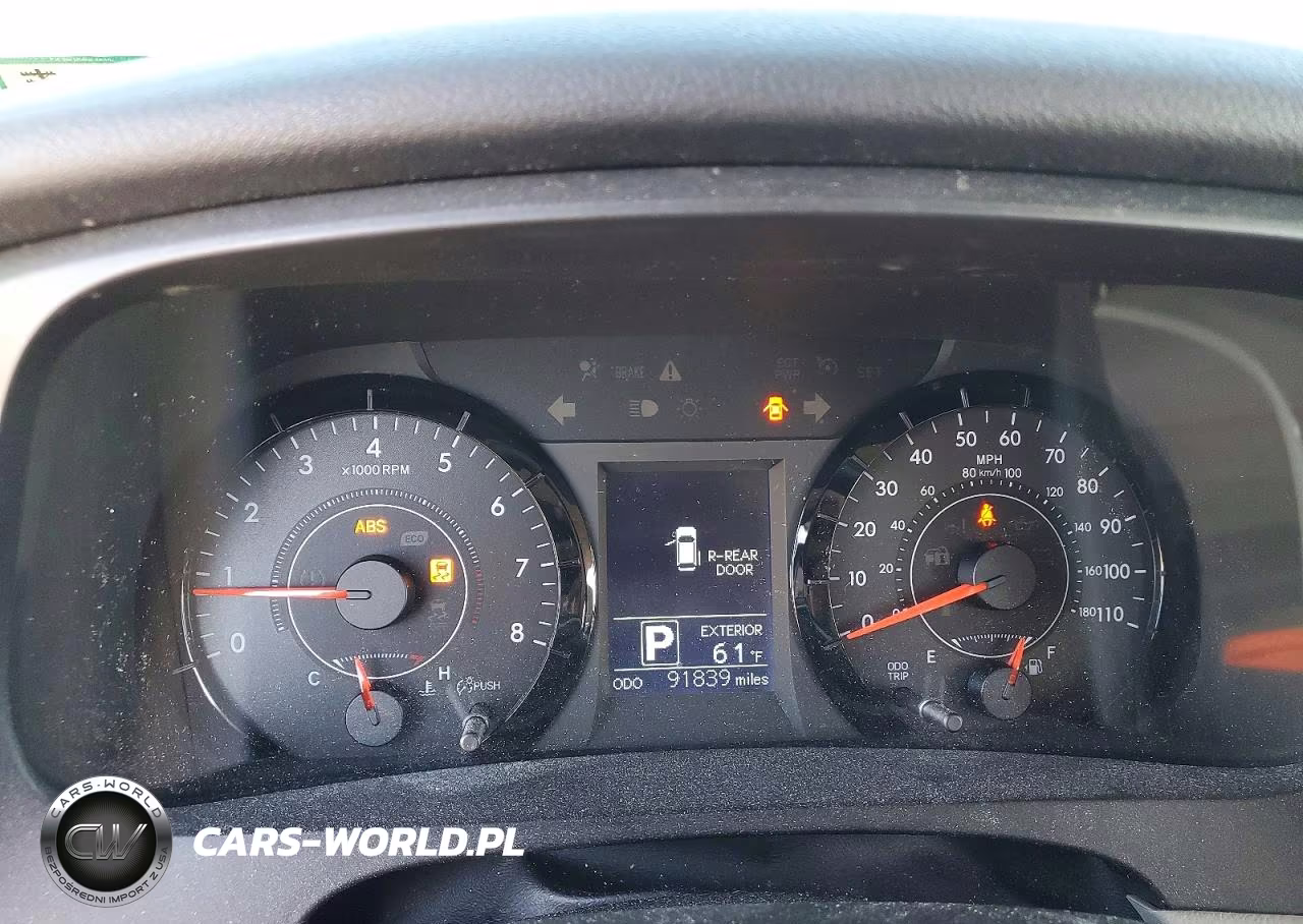 2017 Toyota Sienna Le VIN:5TDKZ3DC8HS819996 - 9