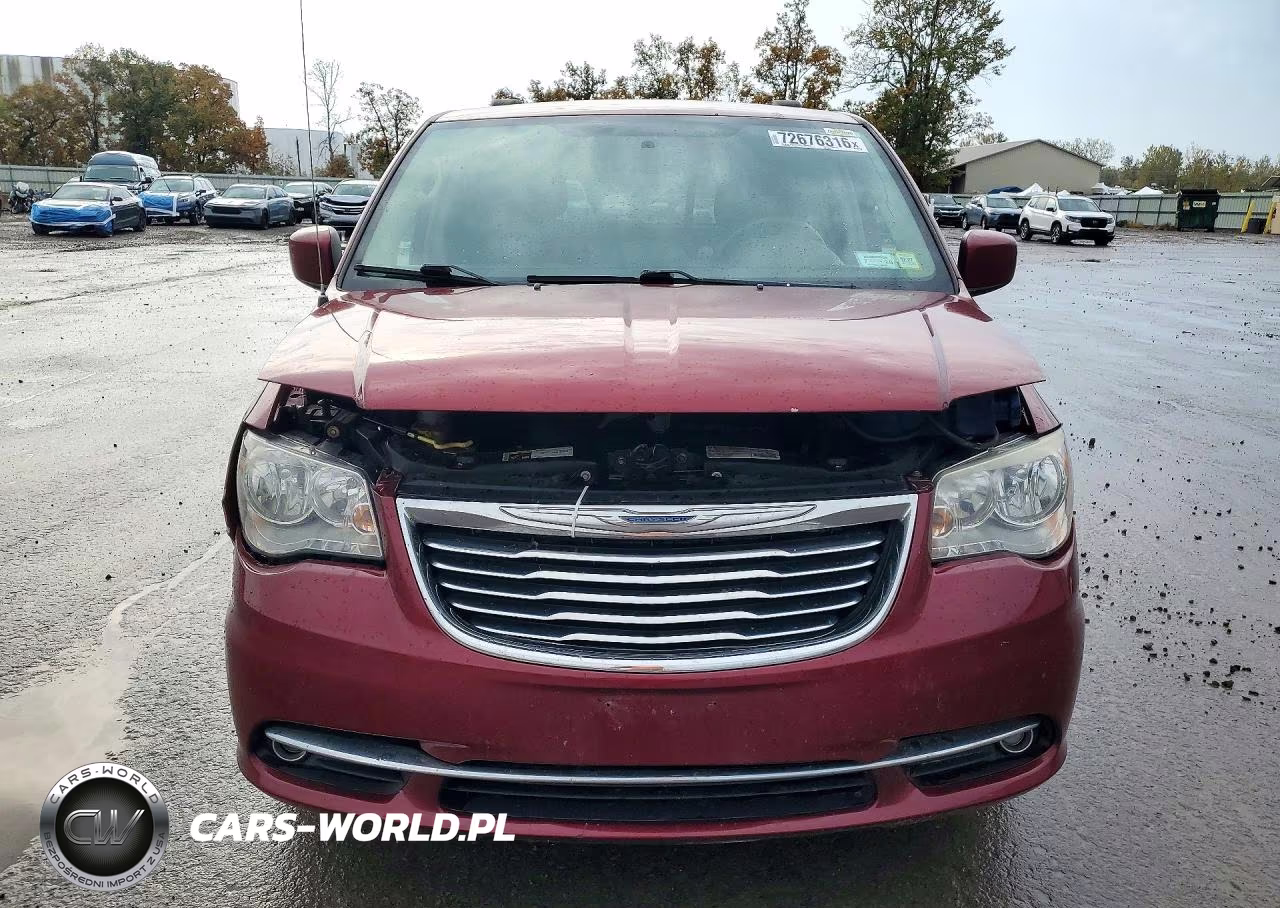 2016 Chrysler Town & Country Touring VIN:2C4RC1BG2GR287145 - 5