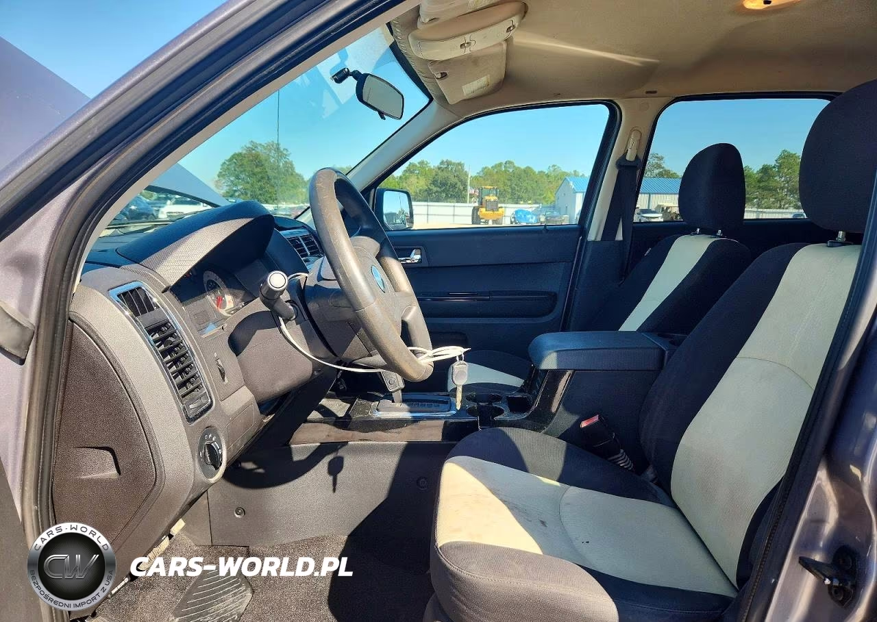 2008 Mazda Tribute S VIN:4F2CZ06148KM08424 - 7