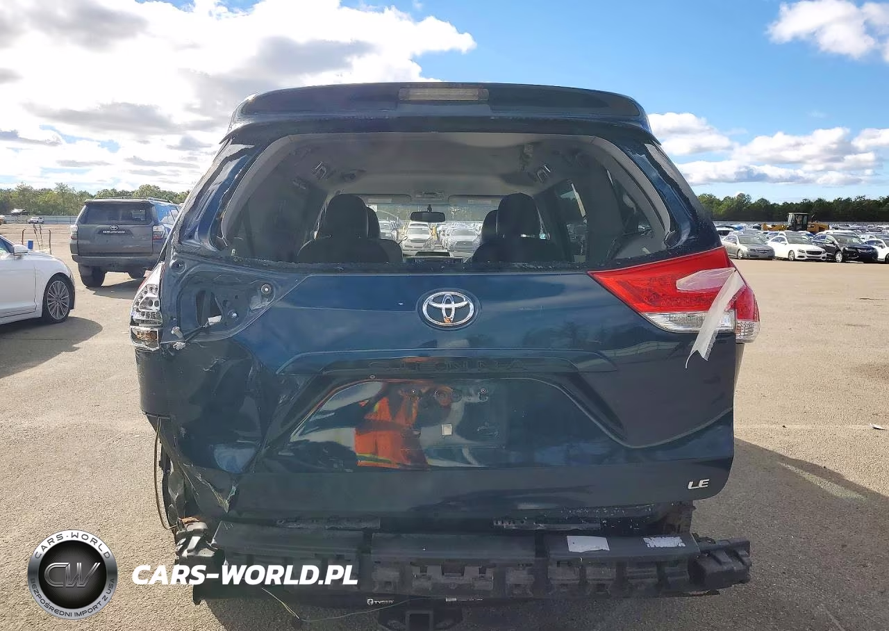 2011 Toyota Sienna Le VIN:5TDKK3DC4BS023483 - 6