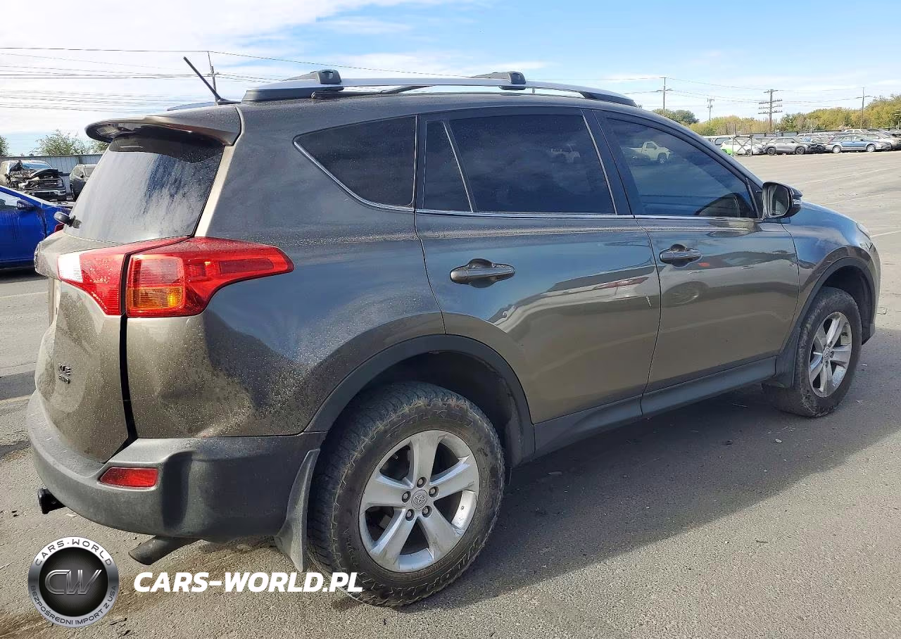 2014 Toyota Rav4 Xle VIN:JTMRFREV5ED048365 - 3