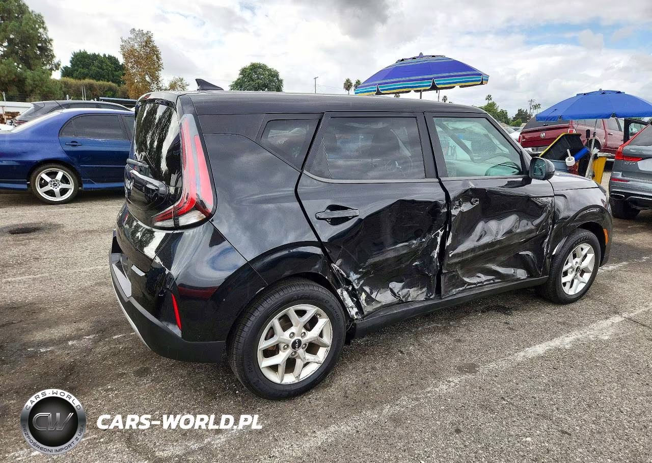 2023 Kia Soul Lx VIN:KNDJ23AU6P7869477 - 3