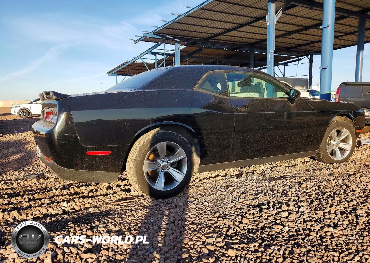 2021 Dodge Challenger Sxt VIN:2C3CDZAG4MH538627 - 3