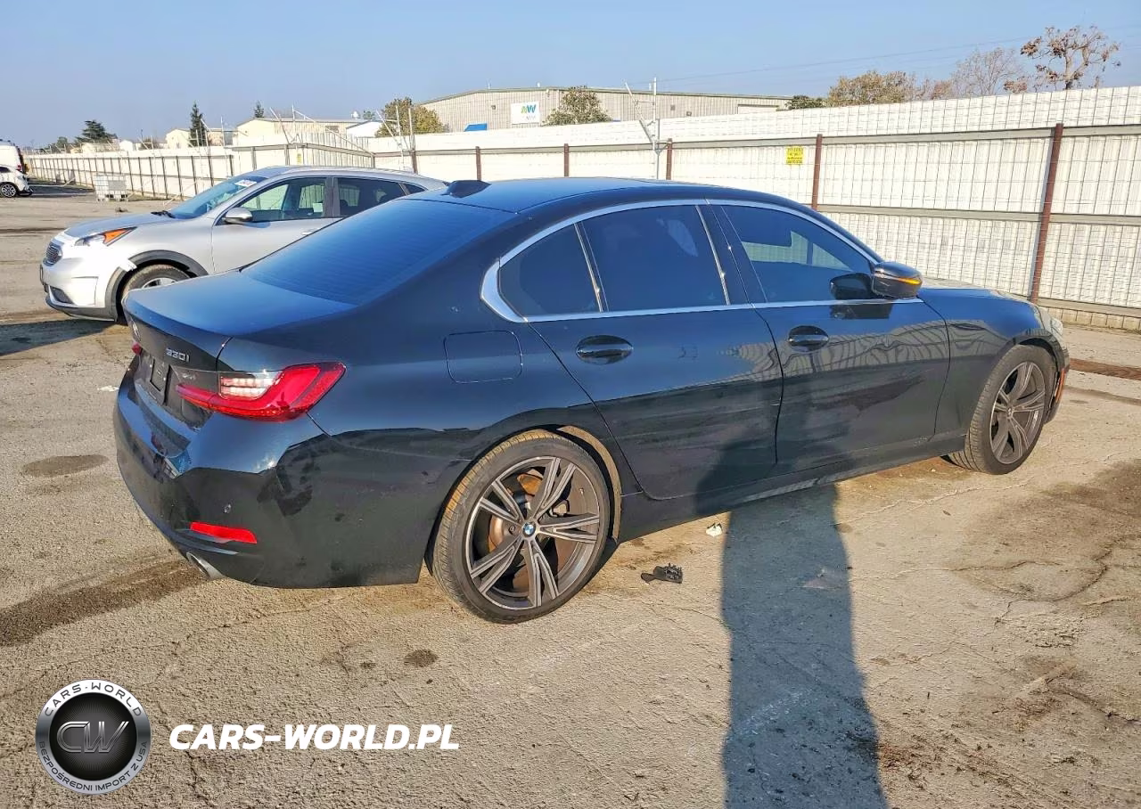 2024 BMW 330Xi VIN:3MW89FF06R8E26424 - 3