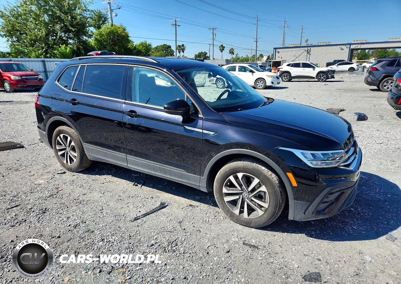 2023 Volkswagen Tiguan S VIN:3VVRB7AX0PM117771 - 4
