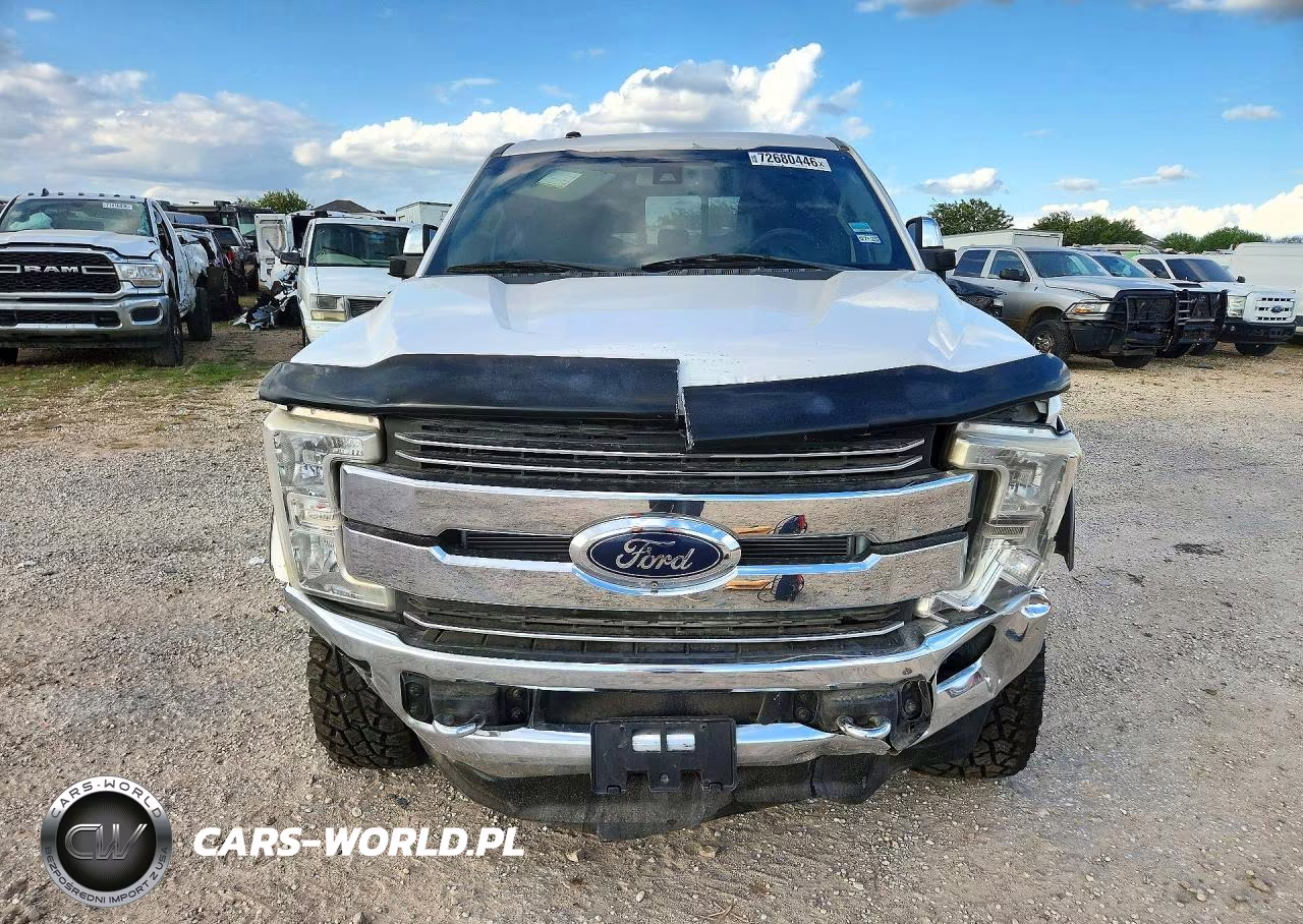 2017 Ford F250 Super Duty VIN:1FT7W2BTXHEE55694 - 5