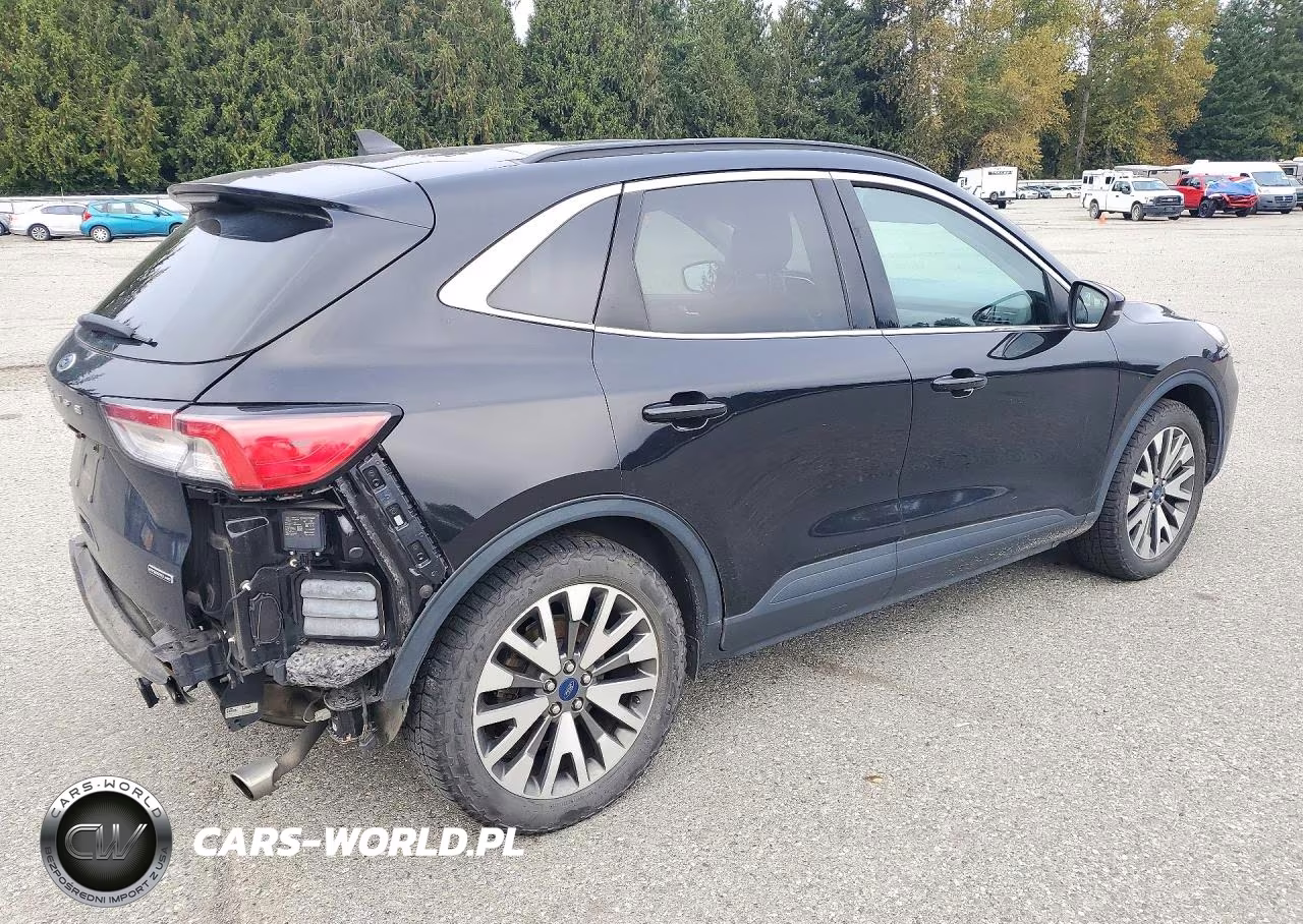 2020 Ford Escape Titanium VIN:1FMCU9DZ4LUC20457 - 3