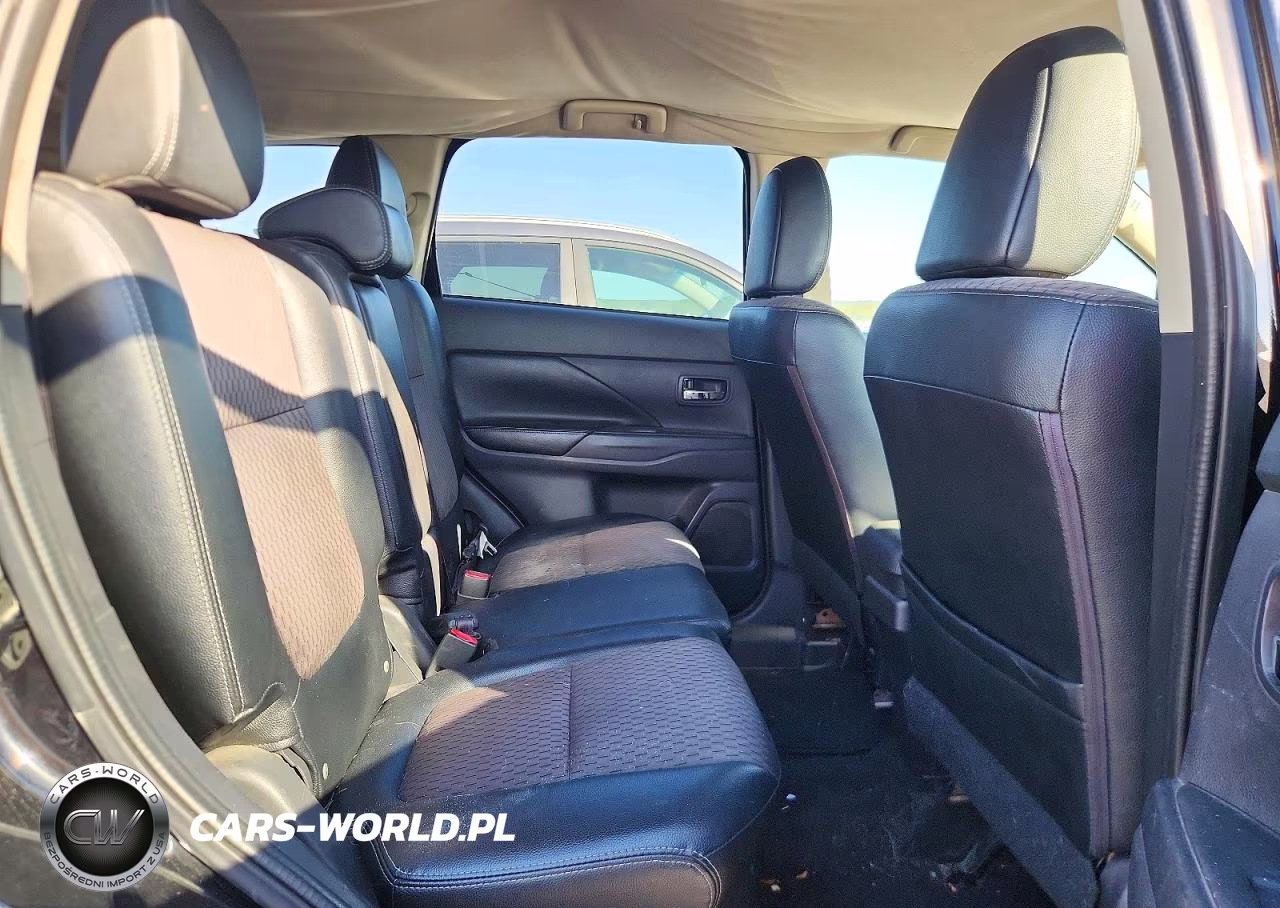 2015 Mitsubishi Outlander Se VIN:JA4AD3A36FZ013692 - 10