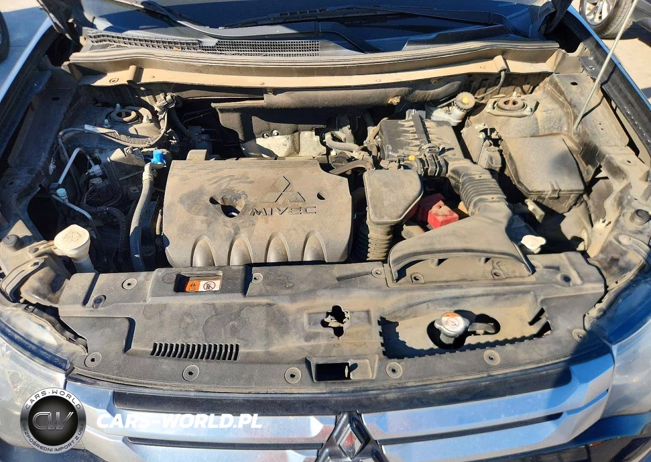 2015 Mitsubishi Outlander Se VIN:JA4AD3A36FZ013692 - 11