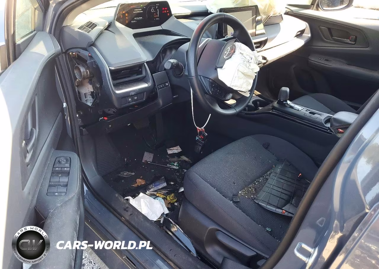 2025 Toyota Prius Le VIN:JTDACAAUXS3056788 - 8