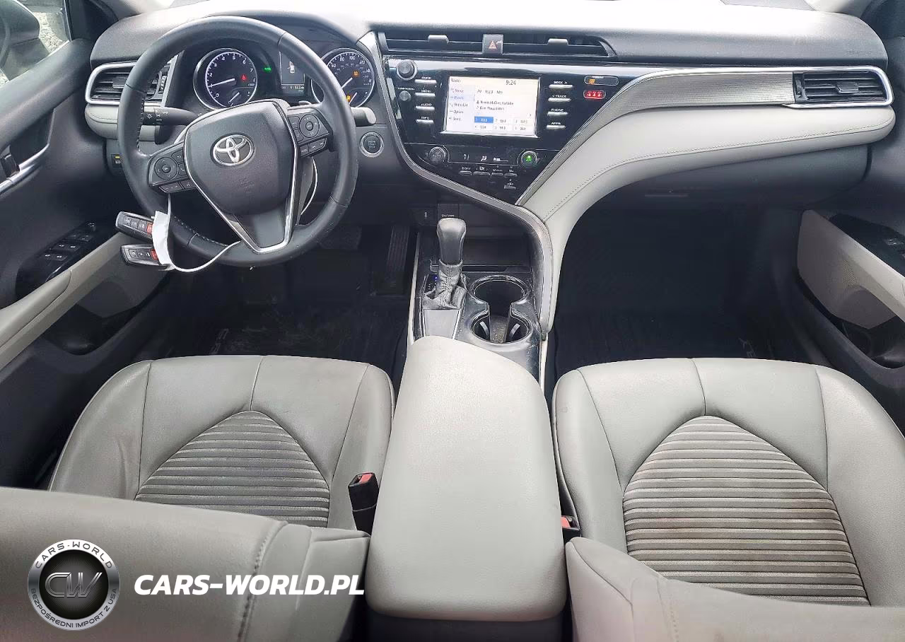 2018 Toyota Camry Se VIN:4T1B11HKXJU128611 - 8