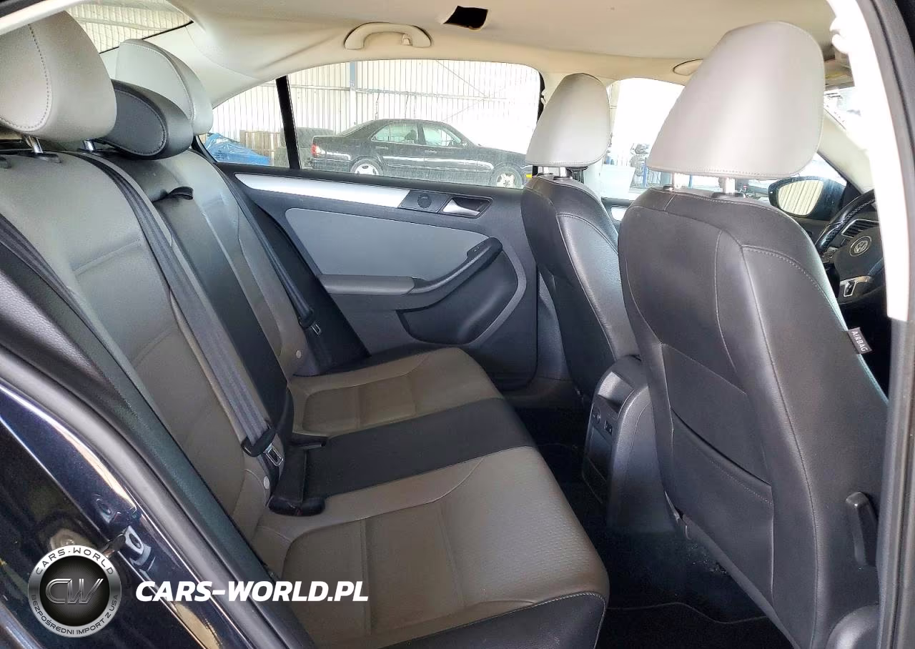 2013 Volkswagen Jetta Hybrid VIN:3VW637AJXDM289485 - 10