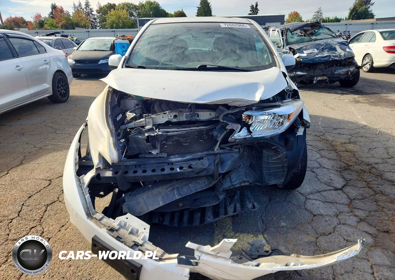 2014 Nissan Versa Note Sv VIN:3N1CE2CP5EL382526 - 5