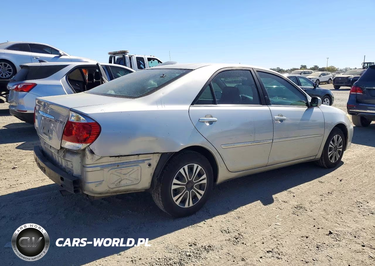 2005 Toyota Camry Standard VIN:4T1BE32K95U511812 - 3