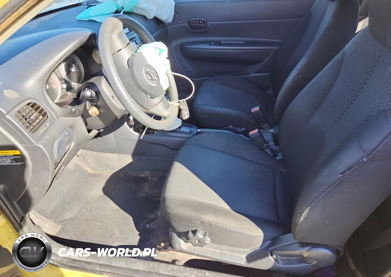 2009 Hyundai Accent Gs VIN:KMHCM36C79U135580 - 7