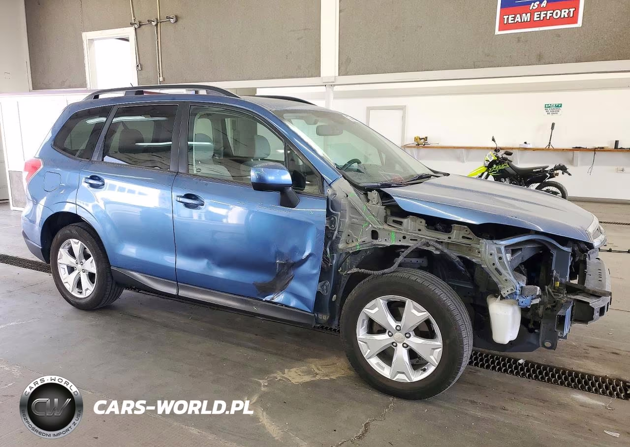2015 Subaru Forester 2.5I Premium VIN:JF2SJAFC6FH571968 - 4