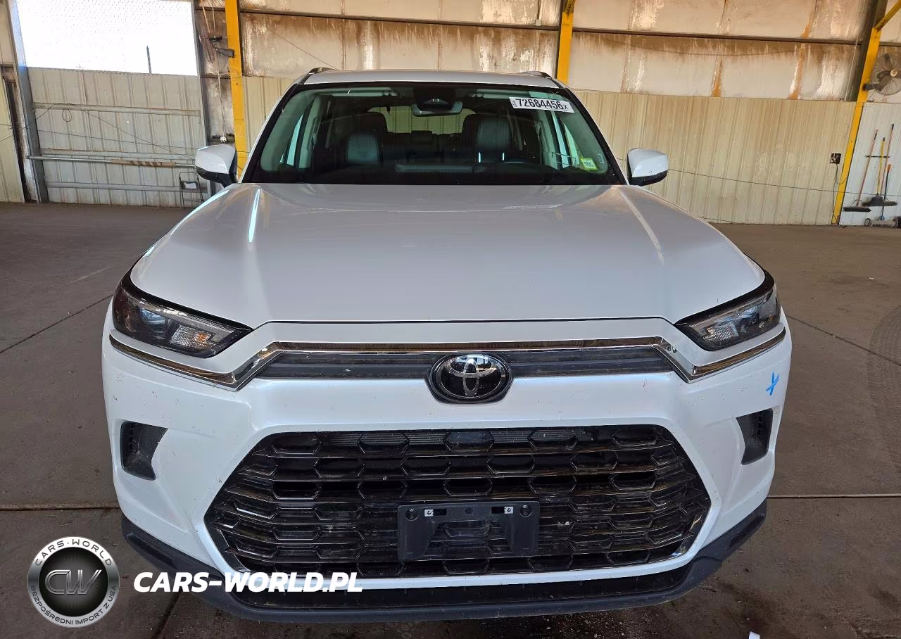 2025 Toyota Grand Highlander Xle VIN:5TDAAAB5XSS087387 - 5