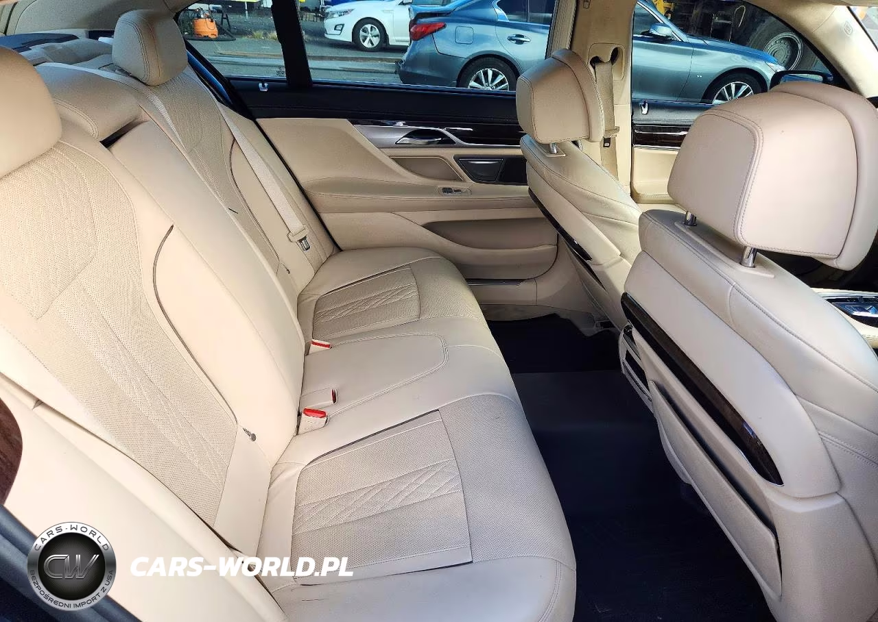 2018 BMW 750 Xi VIN:WBA7F2C58JG423821 - 10