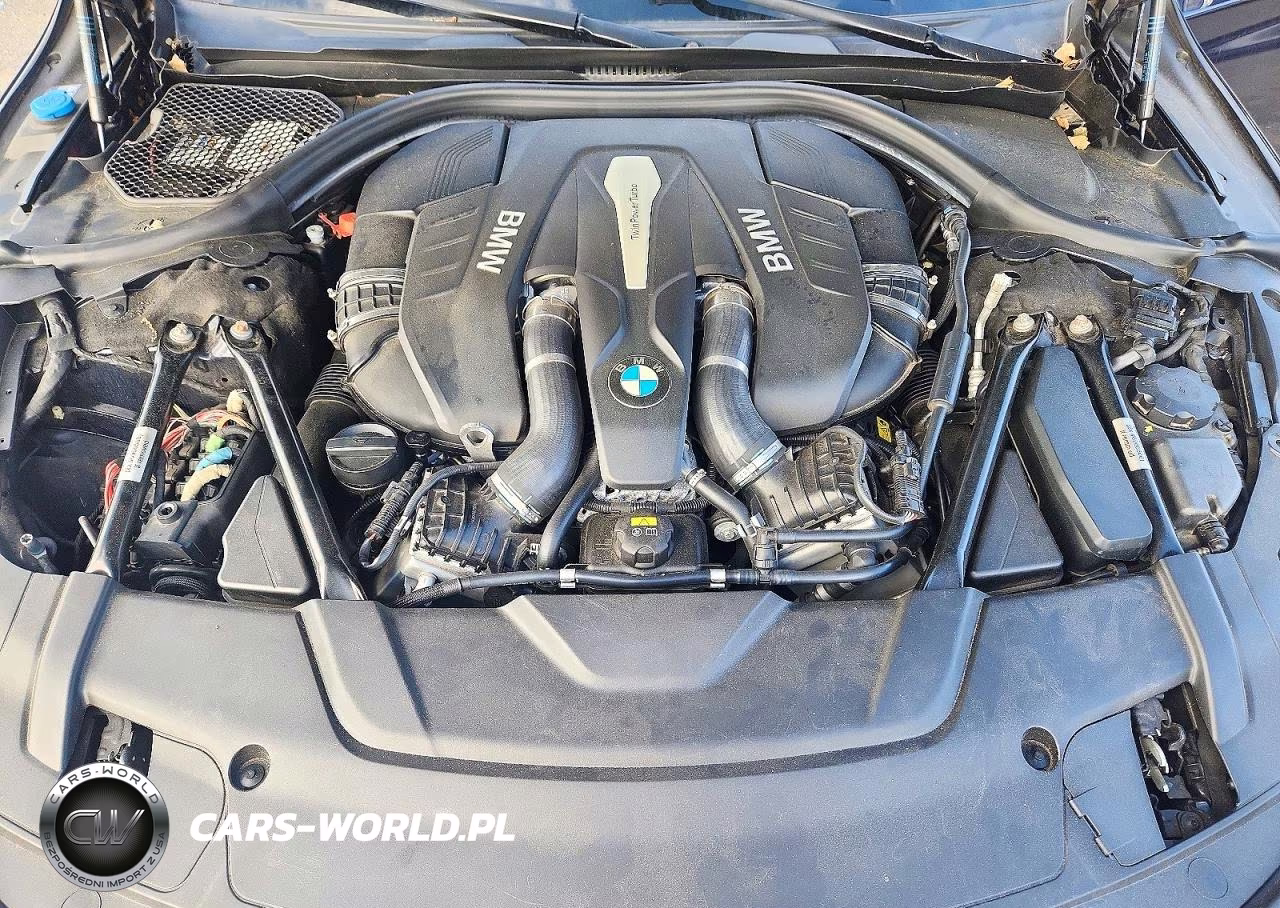 2018 BMW 750 Xi VIN:WBA7F2C58JG423821 - 11