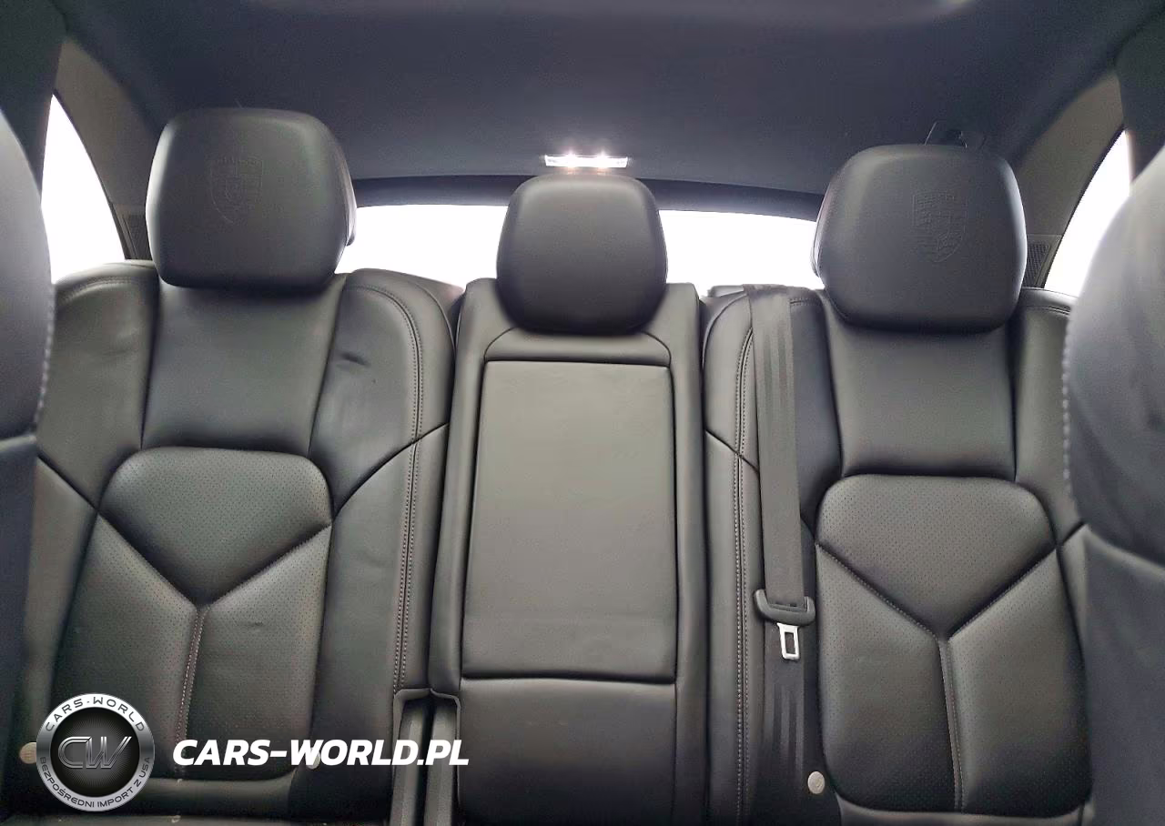 2017 Porsche Cayenne VIN:WP1AA2A27HKA81932 - 10