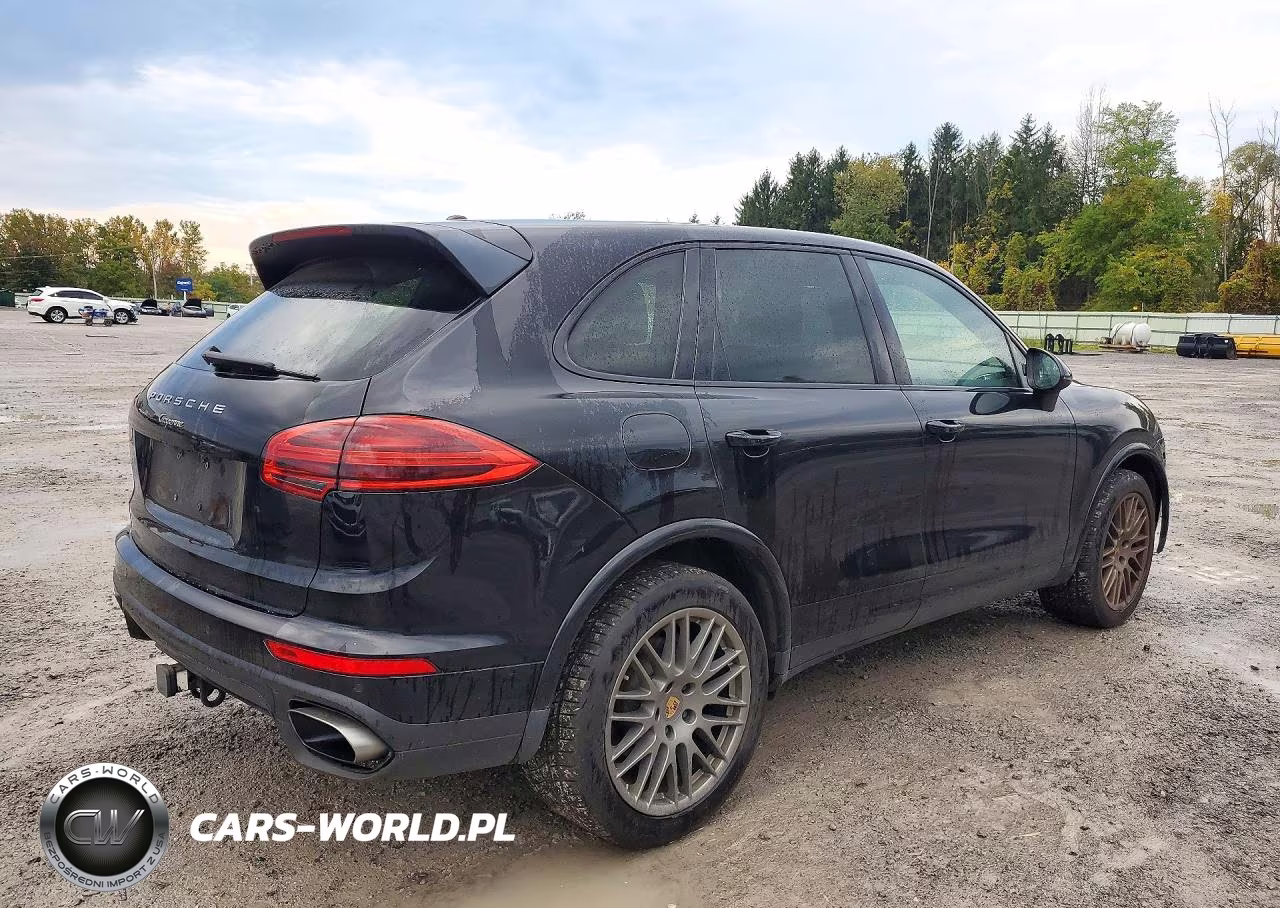 2017 Porsche Cayenne VIN:WP1AA2A27HKA81932 - 3