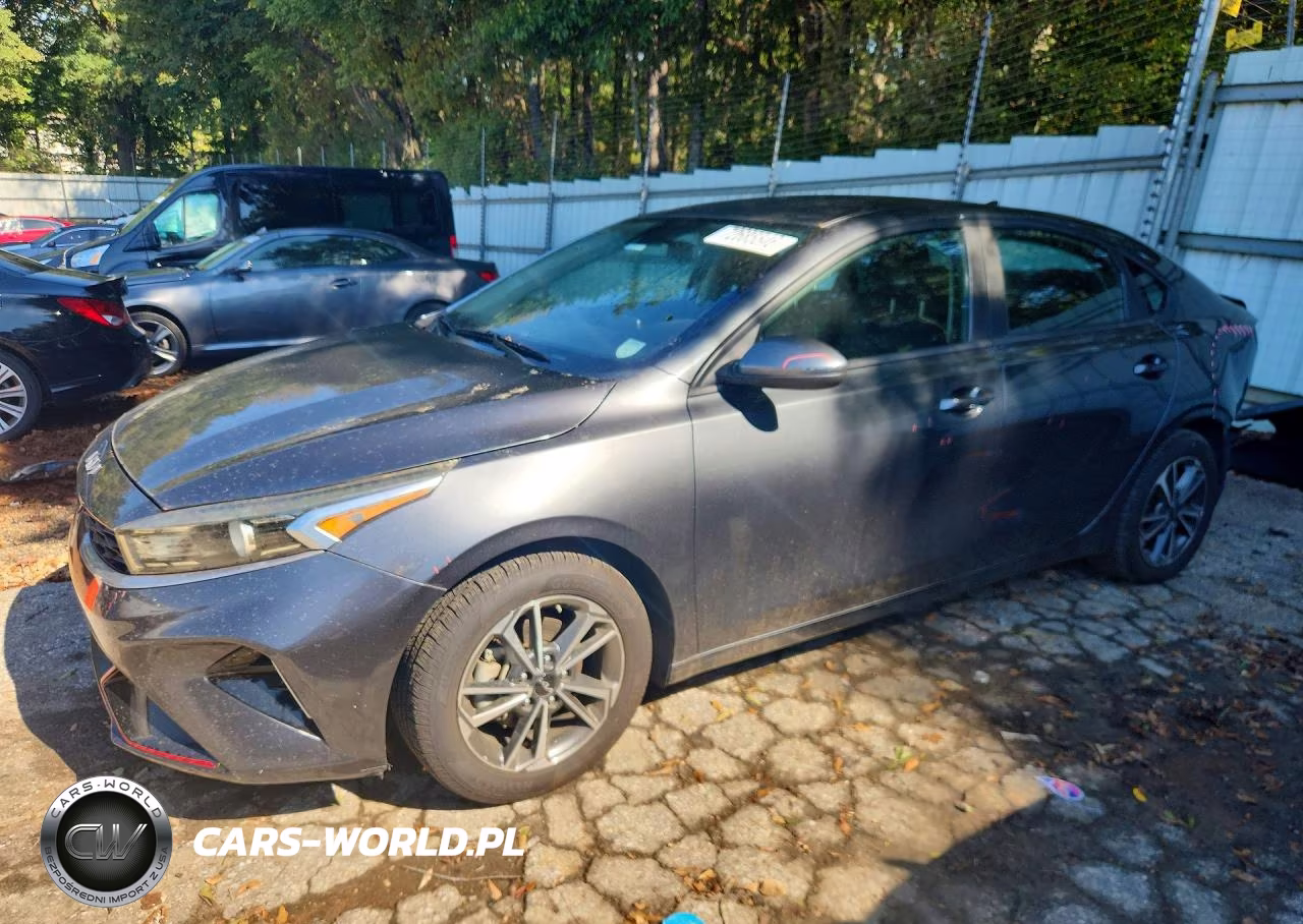 2022 Kia Forte Lxs