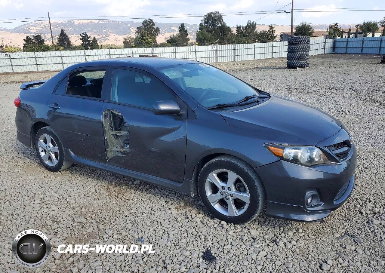 2011 Toyota Corolla S VIN:2T1BU4EE3BC676699 - 4