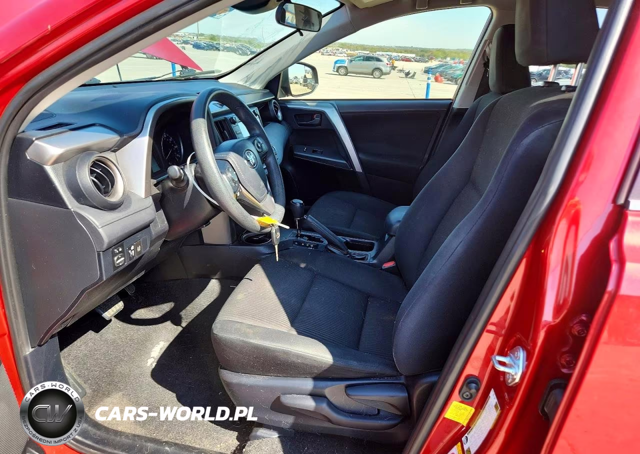 2017 Toyota Rav4 Le VIN:JTMZFREV1HJ123598 - 7