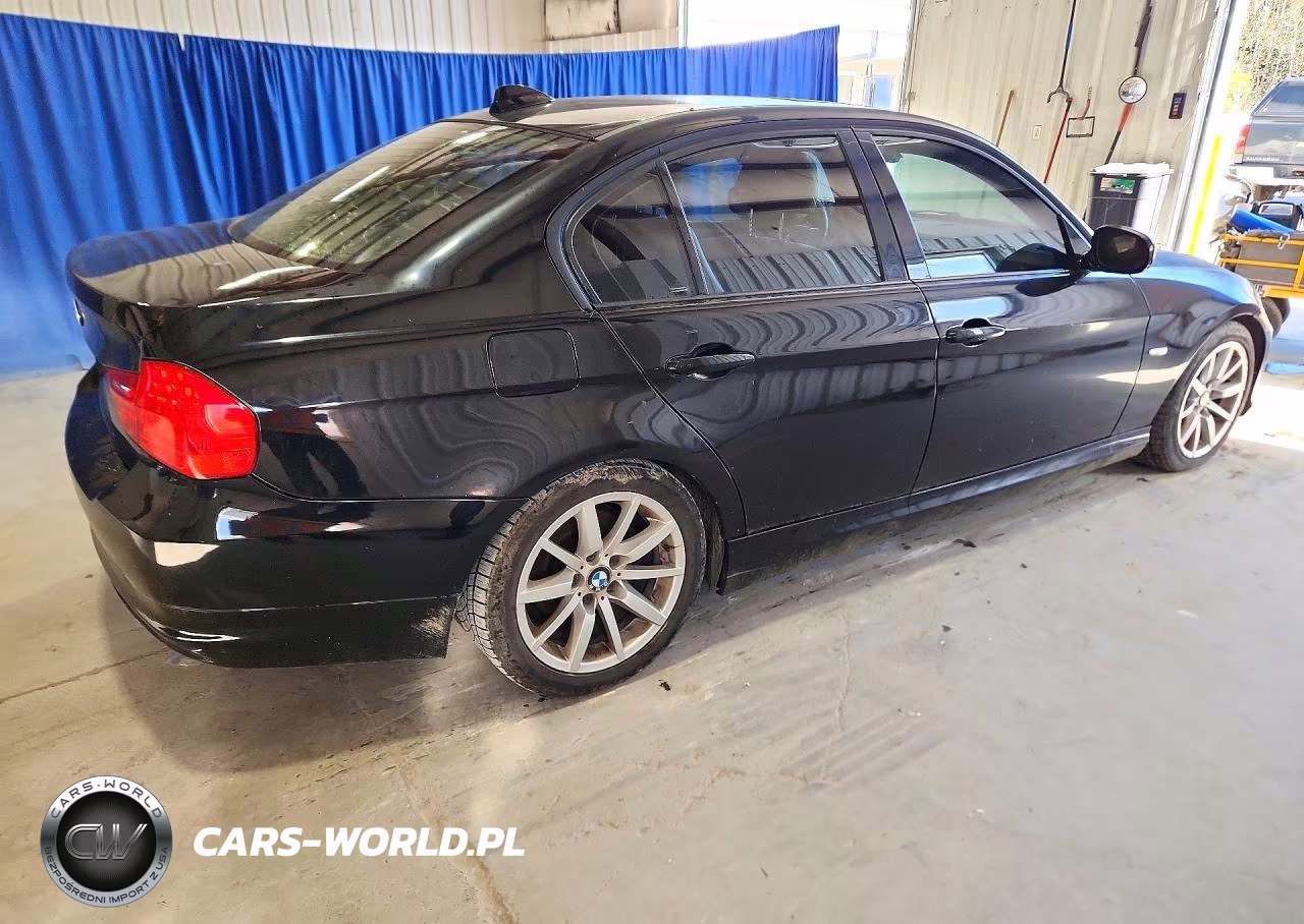 2011 BMW 328 I VIN:WBAPH7C53BE131272 - 3