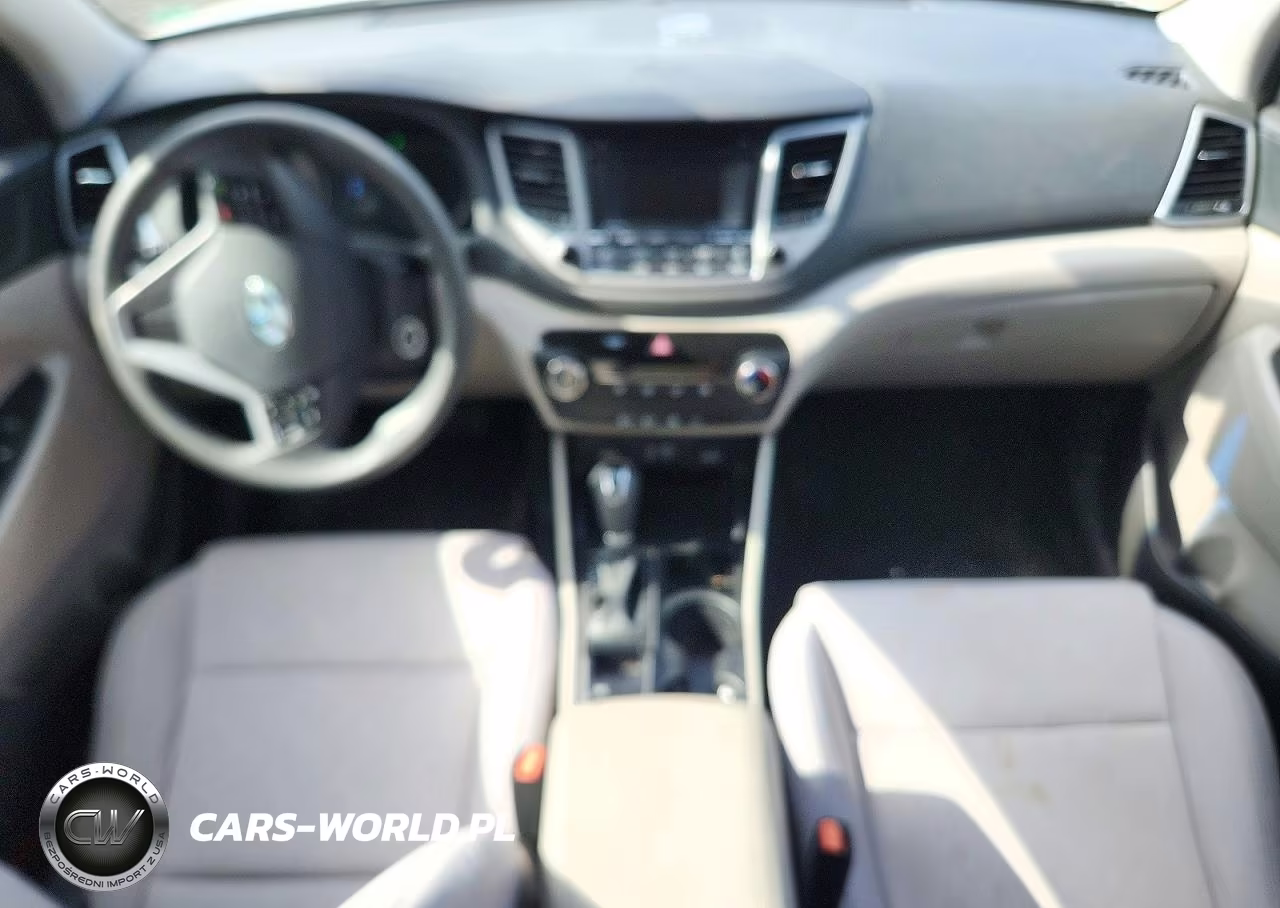 2017 Hyundai Tucson Se VIN:KM8J33A4XHU326595 - 8