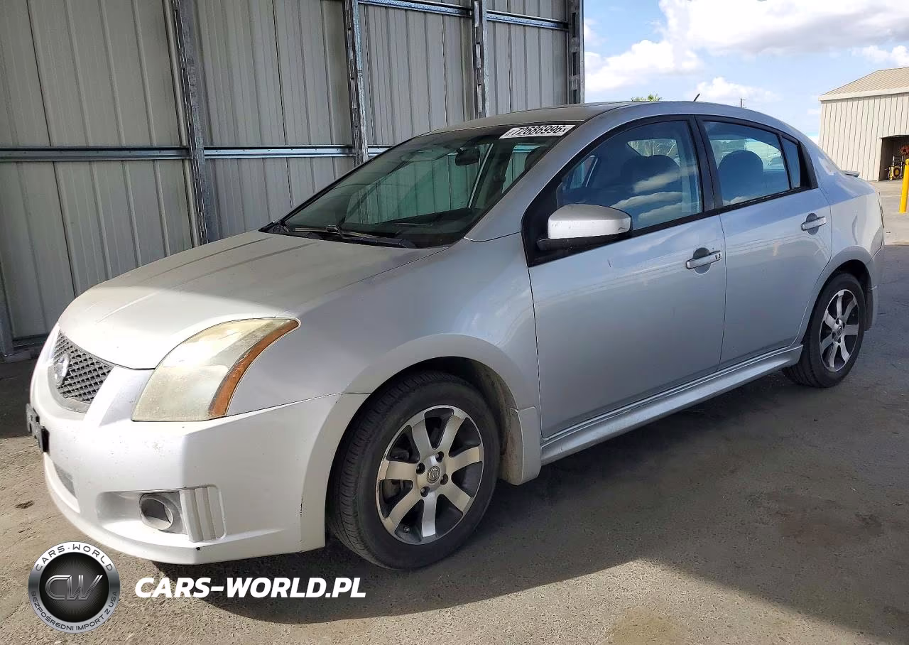 2012 Nissan Sentra 2.0 – zdjęcie 1 z 12