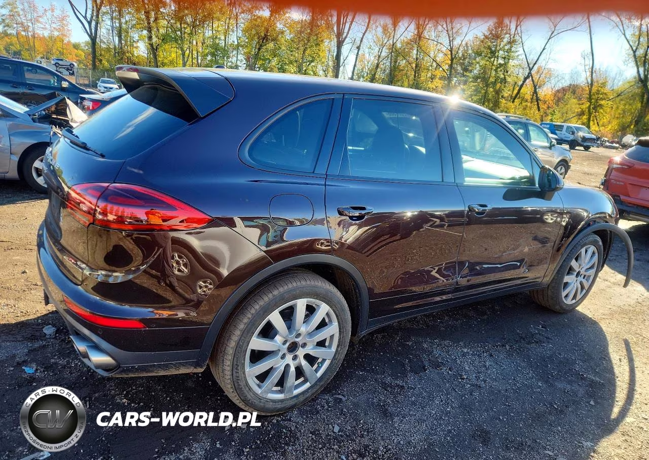 2015 Porsche Cayenne S VIN:WP1AB2A26FLA60042 - 3