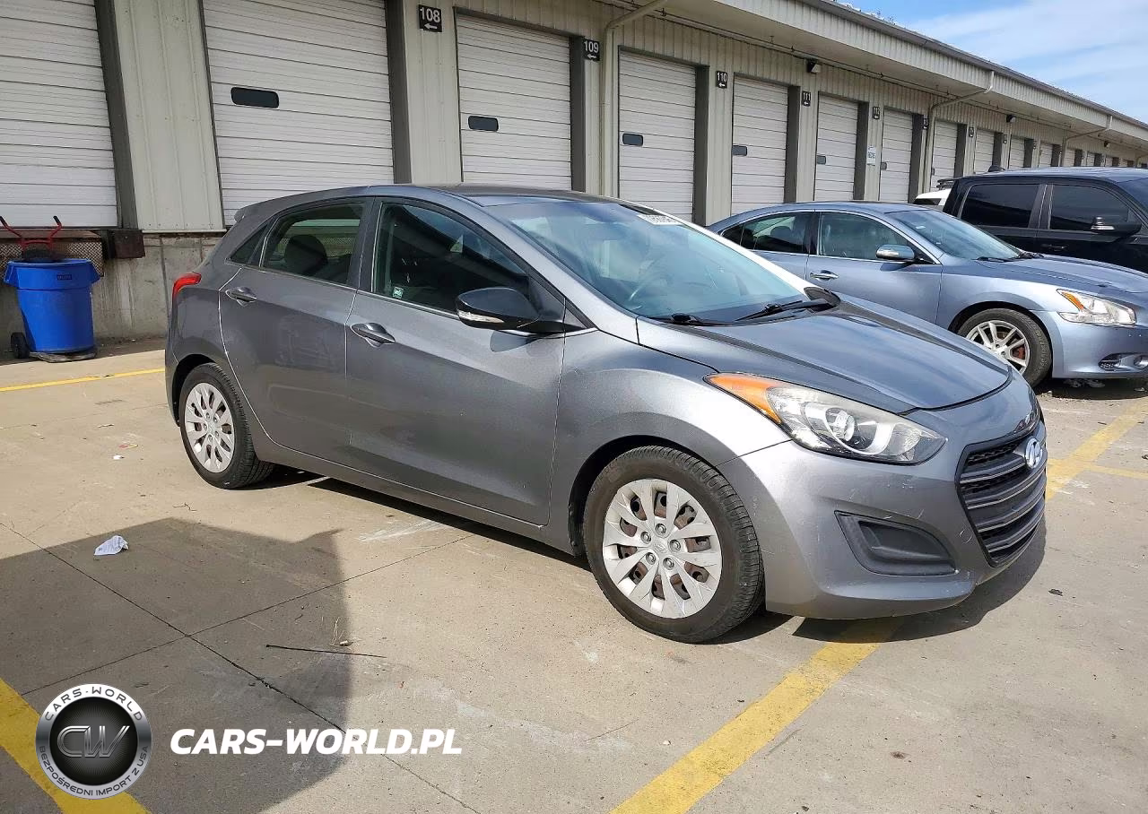 2017 Hyundai Elantra Gt Base VIN:KMHD35LH0HU384675 - 4