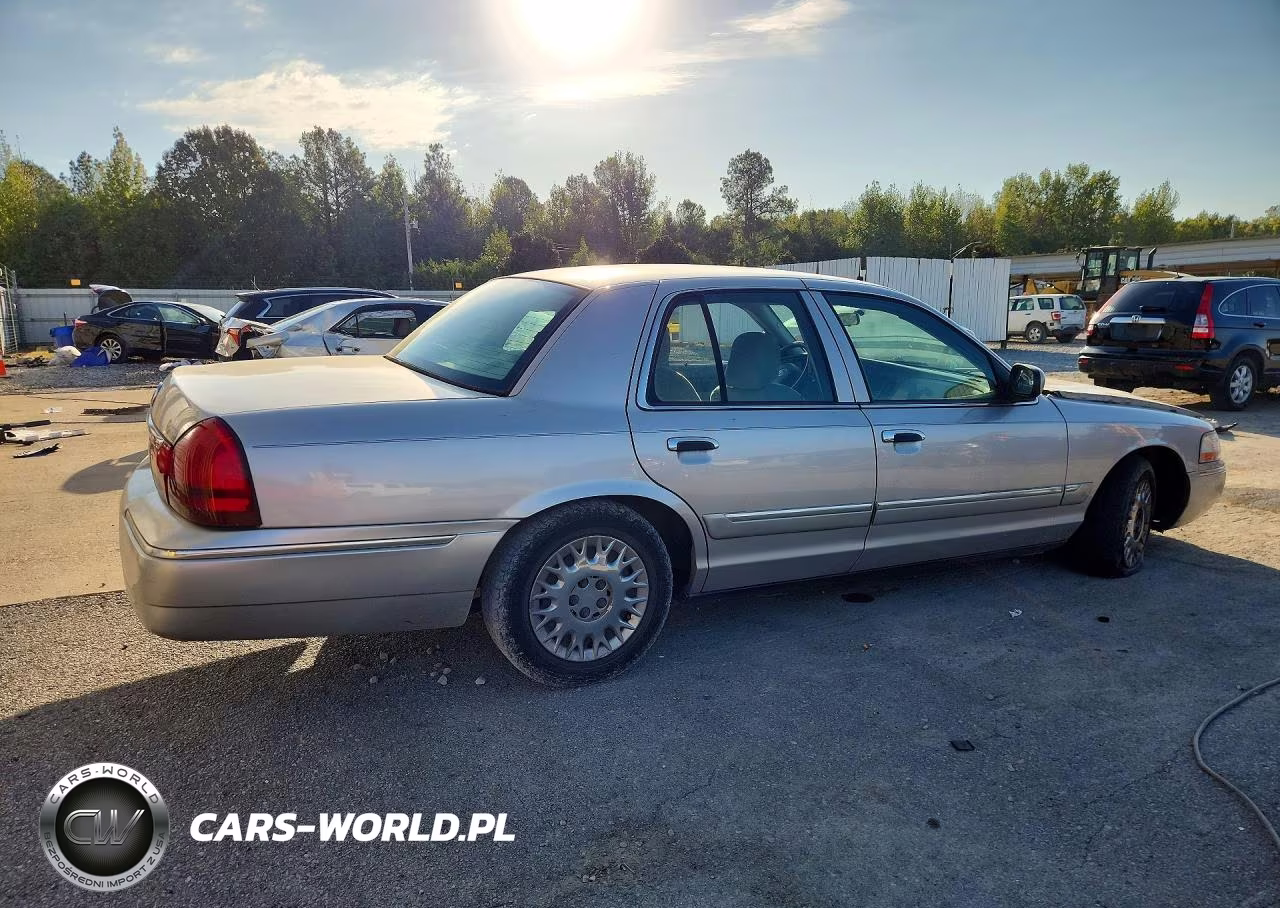 2004 Mercury Grand Marquis Gs VIN:2MEFM74W94X618462 - 3