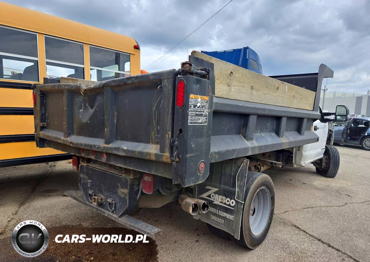2016 Ford F450 Super Duty Dump Truck VIN:1FDTF4HT9HEB15207 - 3